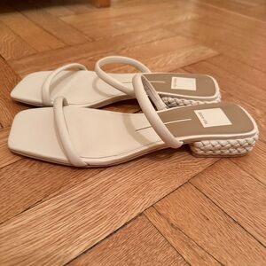 Dolce Vita Ivory Sandals BRAND NEW
